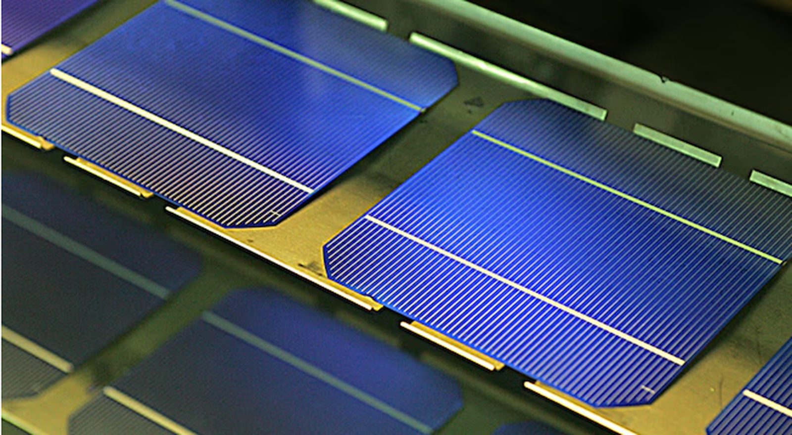 Electronic material wafers