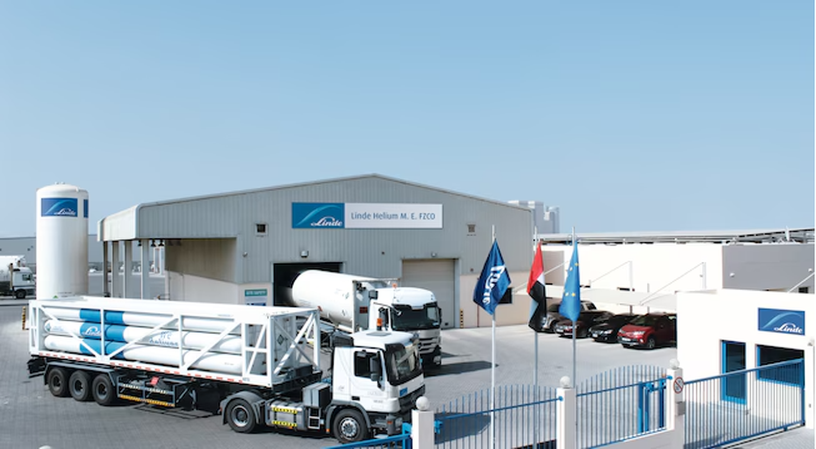 Rare gas production and distribution facility